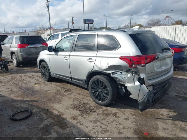 2020 MITSUBISHI OUTLANDER JA4AD3A3XLZ004943 Photo 2