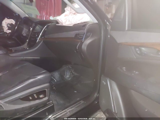 2017 CADILLAC ESCALADE 1GYS4BKJ4HR167221 Photo 4
