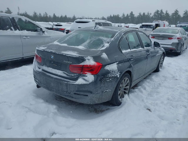 WBA8E5G58GNT94019 BMW 320i Xdrive