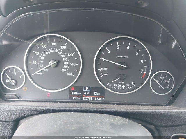 WBA8E5G58GNT94019 BMW 320i Xdrive