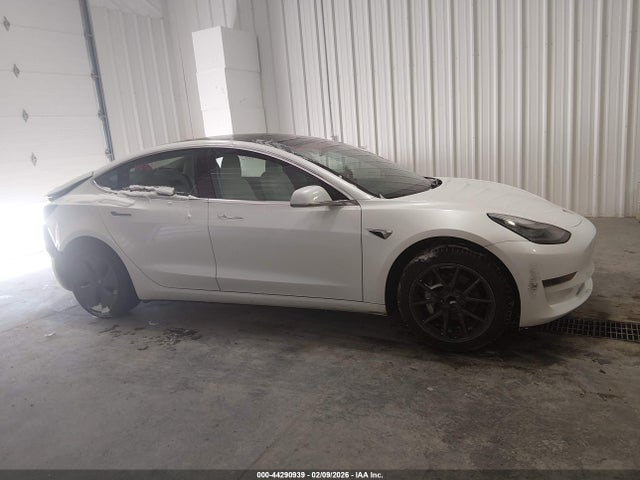 Tesla Model 3 Long Range/mid Range/standard Range/standard Range Plus 2019 5YJ3E1EA2KF486370 Image 14