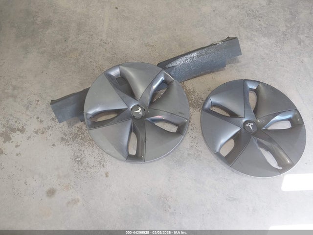 Tesla Model 3 Long Range/mid Range/standard Range/standard Range Plus 2019 5YJ3E1EA2KF486370 Image 12