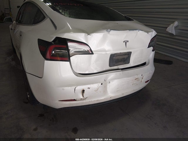 2019 TESLA MODEL 3 5YJ3E1EA2KF486370 Photo 5