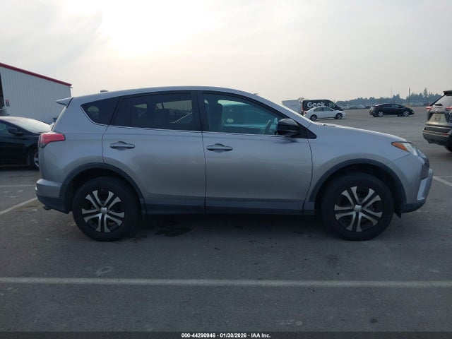 Toyota RAV4 LE 2017 2T3ZFREV5HW392611 Image 14