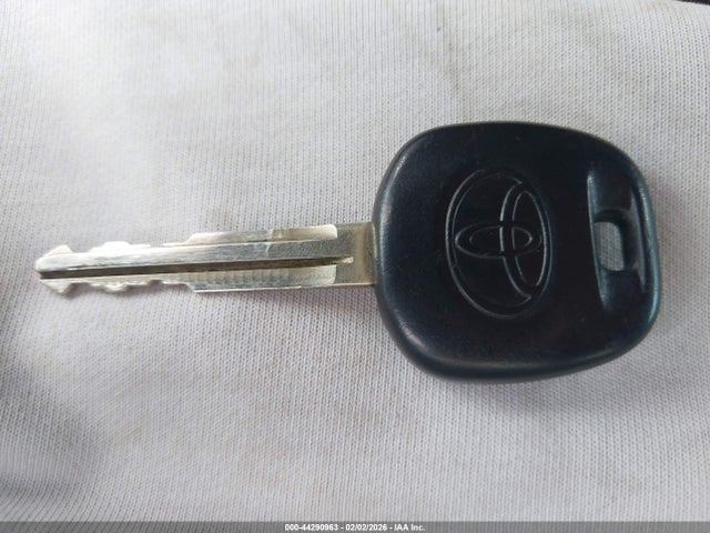 5TDKK3DC9FS611126 Toyota Sienna Le 8 Passenger