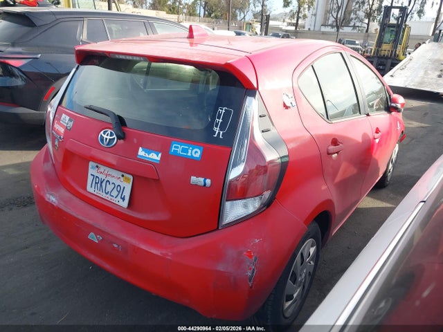 JTDKDTB3XF1111762 Toyota Prius C Two