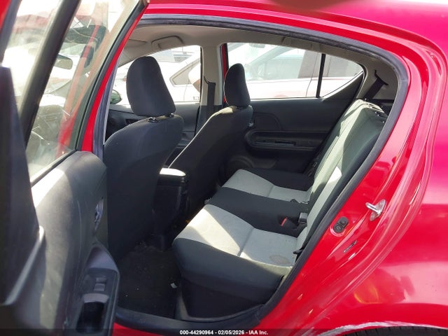 JTDKDTB3XF1111762 Toyota Prius C Two