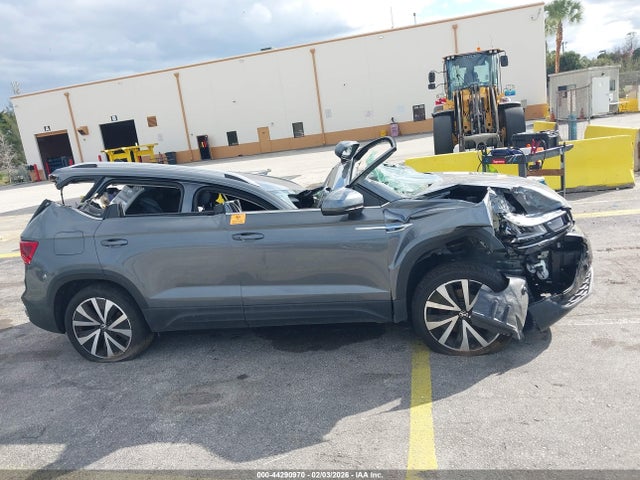 Aukcja sprzedaży 2024 Volkswagen Taos 1.5t Se, vin: 3VVSX7B25RM033213, numer aukcji: 44290970