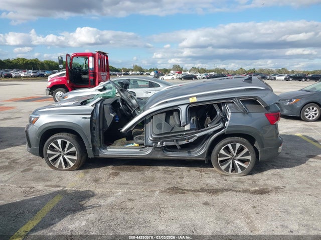 Aukcja sprzedaży 2024 Volkswagen Taos 1.5t Se, vin: 3VVSX7B25RM033213, numer aukcji: 44290970