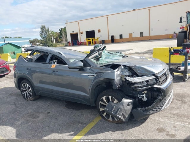 Aukcja sprzedaży 2024 Volkswagen Taos 1.5t Se, vin: 3VVSX7B25RM033213, numer aukcji: 44290970