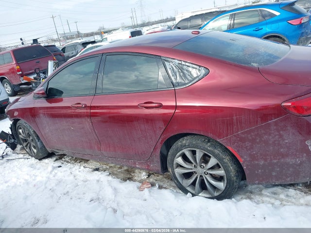 44290976 :رقم المزاد ، 1C3CCCBB1FN584977 vin ، 2015 Chrysler 200 S مزاد بيع