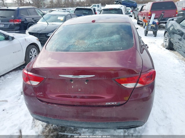 44290976 :رقم المزاد ، 1C3CCCBB1FN584977 vin ، 2015 Chrysler 200 S مزاد بيع