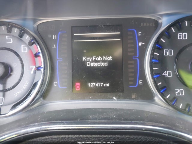 44290976 :رقم المزاد ، 1C3CCCBB1FN584977 vin ، 2015 Chrysler 200 S مزاد بيع