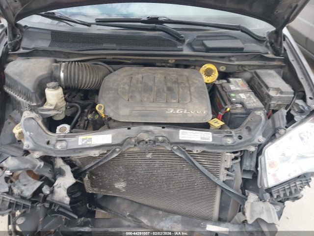 Продаж на аукціоні авто 2015 Chrysler Town & Country Touring, vin: 2C4RC1BG6FR522497, номер лоту: 44291007