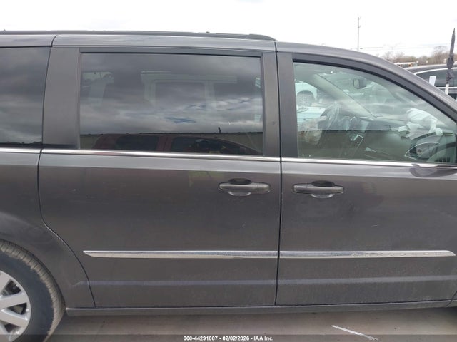 Продаж на аукціоні авто 2015 Chrysler Town & Country Touring, vin: 2C4RC1BG6FR522497, номер лоту: 44291007