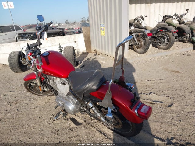 2013 HARLEY-DAVIDSON XL883 1HD4CR214DC431656 Photo 2