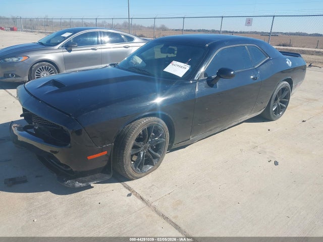 2021 DODGE CHALLENGER 2C3CDZBT7MH551643 Photo 1