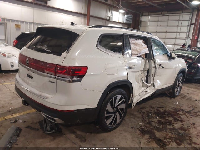 Продаж на аукціоні авто 2024 Volkswagen Atlas 2.0t Se W/technology, vin: 1V2KR2CA2RC560160, номер лоту: 44291041