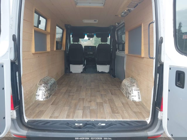 W1W40BHY3MT048107 Mercedes-Benz Sprinter 2500 Standard Roof I4