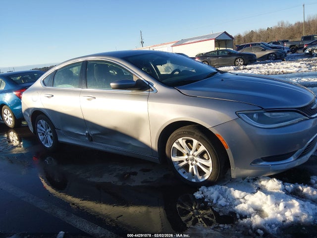 Продажа на аукционе авто 2015 Chrysler 200 Limited, vin: 1C3CCCAB1FN571423, номер лота: 44291078