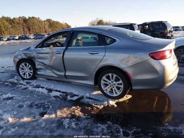 Продажа на аукционе авто 2015 Chrysler 200 Limited, vin: 1C3CCCAB1FN571423, номер лота: 44291078