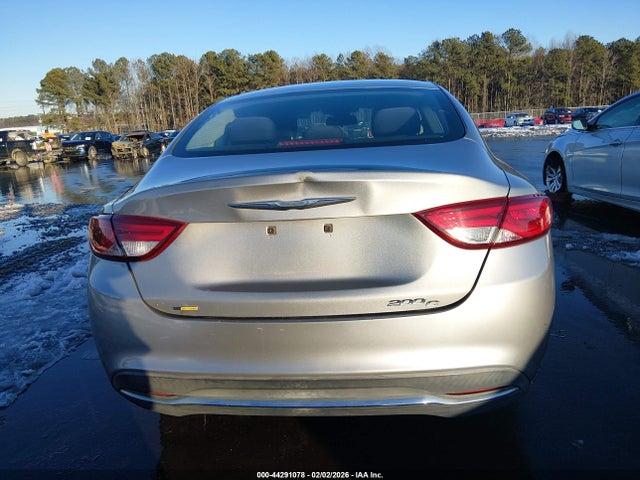 Продажа на аукционе авто 2015 Chrysler 200 Limited, vin: 1C3CCCAB1FN571423, номер лота: 44291078