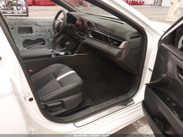4T1DBADK4SU035824 Toyota CAMRY SE