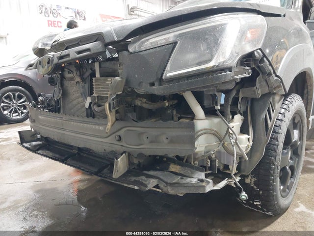 Продажа на аукционе авто 2022 Subaru Forester Wilderness, vin: JF2SKAMC2NH460297, номер лота: 44291093