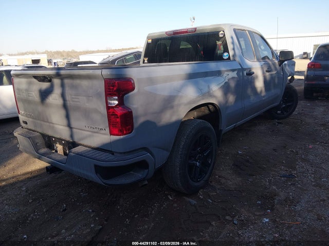 2024 CHEVROLET SILVERADO 1500 1GCRABEK3RZ393396 Photo 3