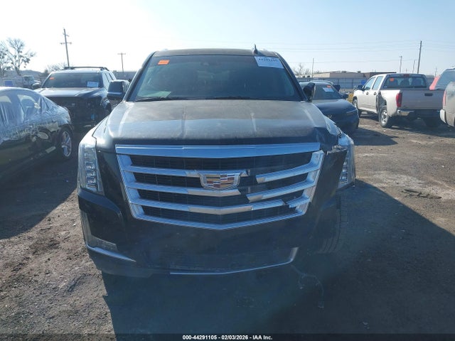 44291105 :رقم المزاد ، 1GYS4JKJ1GR174023 vin ، 2016 Cadillac Escalade Esv Premium Collection مزاد بيع