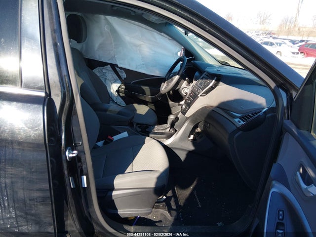5XYZTDLB1HG380054 Hyundai Santa Fe Sport 2.4l