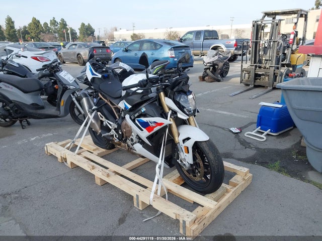 2024 BMW S 1000 WB10E5305R6J06851