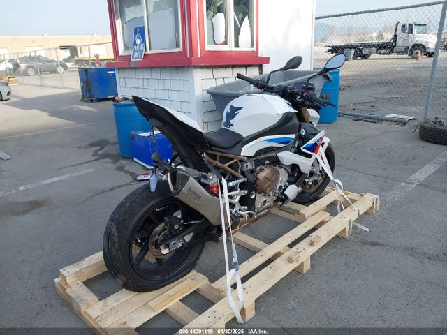 2024 BMW S 1000 WB10E5305R6J06851 Photo 3