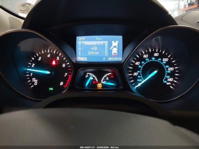1FMCU0GX7FUC59098 Ford ESCAPE SE