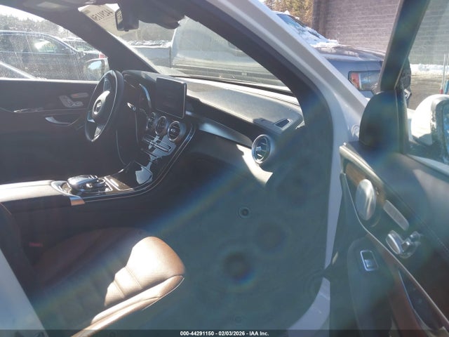 WDC0G4KB7GF096602 Mercedes-Benz Glc 300 4matic
