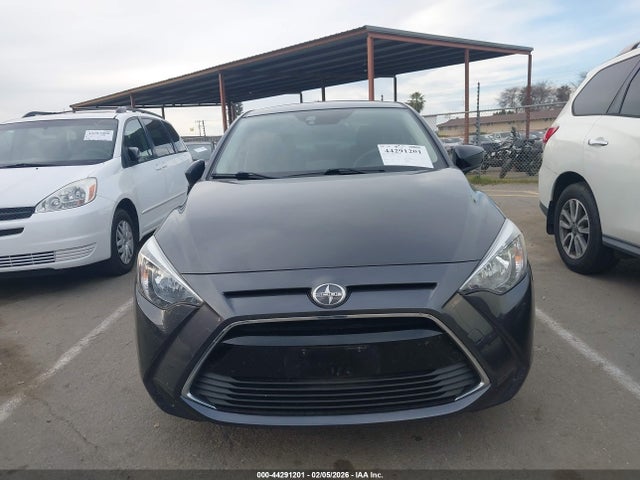 3MYDLBZVXGY131571 Scion IA