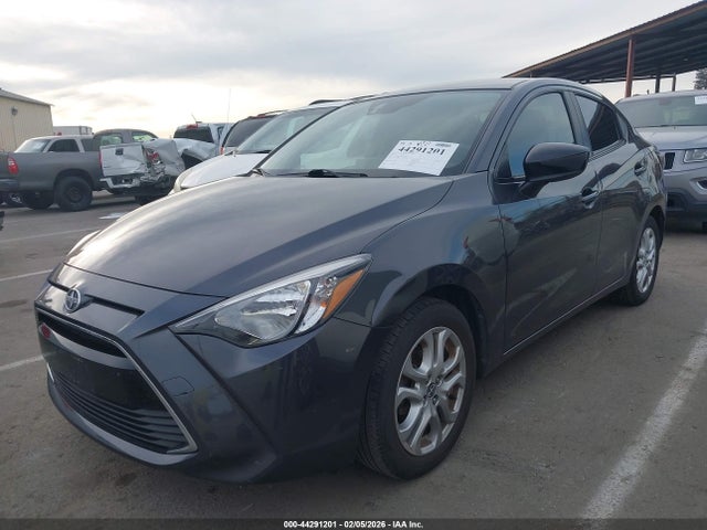 3MYDLBZVXGY131571 Scion IA
