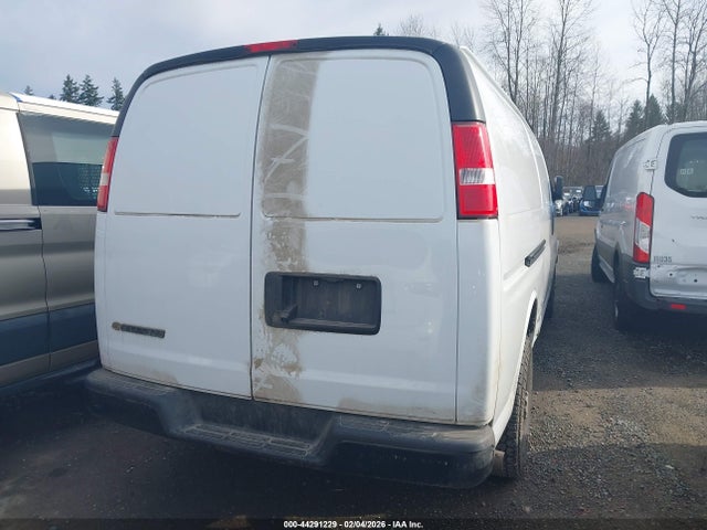 1GCWGBFP7P1258221 Chevrolet Express Cargo Rwd 2500 Extended Wheelbase Wt