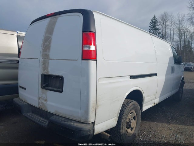 1GCWGBFP7P1258221 Chevrolet Express Cargo Rwd 2500 Extended Wheelbase Wt
