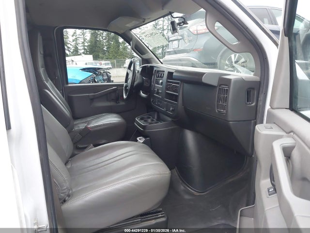 1GCWGBFP7P1258221 Chevrolet Express Cargo Rwd 2500 Extended Wheelbase Wt