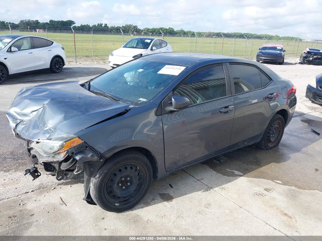 2019 TOYOTA COROLLA 5YFBURHE5KP944399 Photo 1