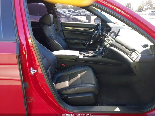 1HGCV1F39MA077084 Honda Accord Sport