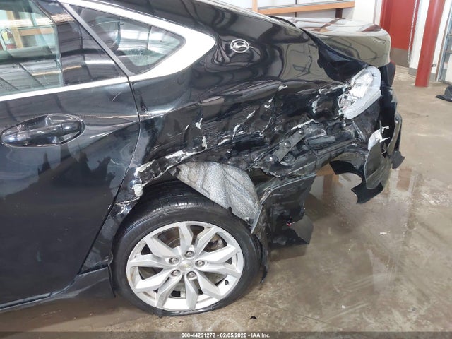 Chevrolet IMPALA 1LT 2017 2G1105S31H9147110 Image 18