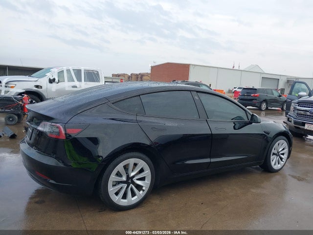 44291273 :رقم المزاد ، 5YJ3E1EA9MF063773 vin ، 2021 Tesla Model 3 Standard Range Plus Rear-wheel Drive مزاد بيع