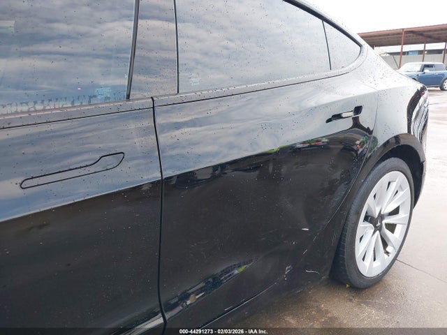 44291273 :رقم المزاد ، 5YJ3E1EA9MF063773 vin ، 2021 Tesla Model 3 Standard Range Plus Rear-wheel Drive مزاد بيع