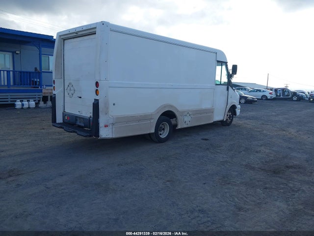 JALB4T17XE7W00225 Isuzu Commercial Van