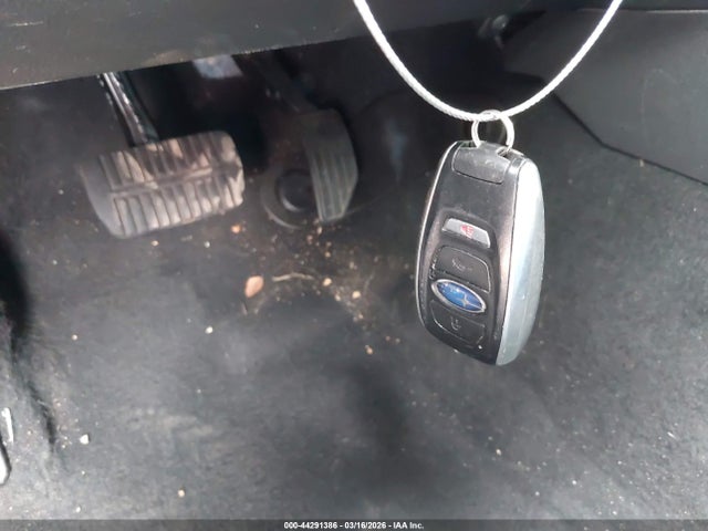 Продажа на аукционе авто 2020 Subaru Outback Onyx Edition Xt, vin: 4S4BTGKD3L3267768, номер лота: 44291386
