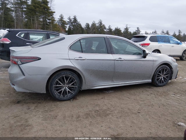 4T1G11AK5MU609841 Toyota CAMRY SE