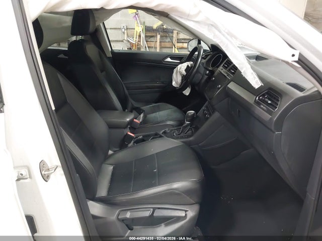 44291435 :رقم المزاد ، 3VV2B7AX1KM009850 vin ، 2019 Volkswagen Tiguan 2.0t Se/2.0t Sel/2.0t Sel R-line/2.0t Sel R-line Black مزاد بيع