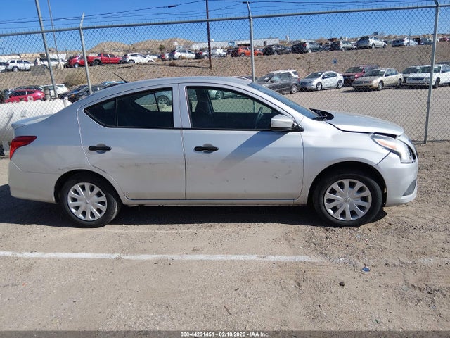 3N1CN7AP5HL904561 Nissan Versa 1.6 S+